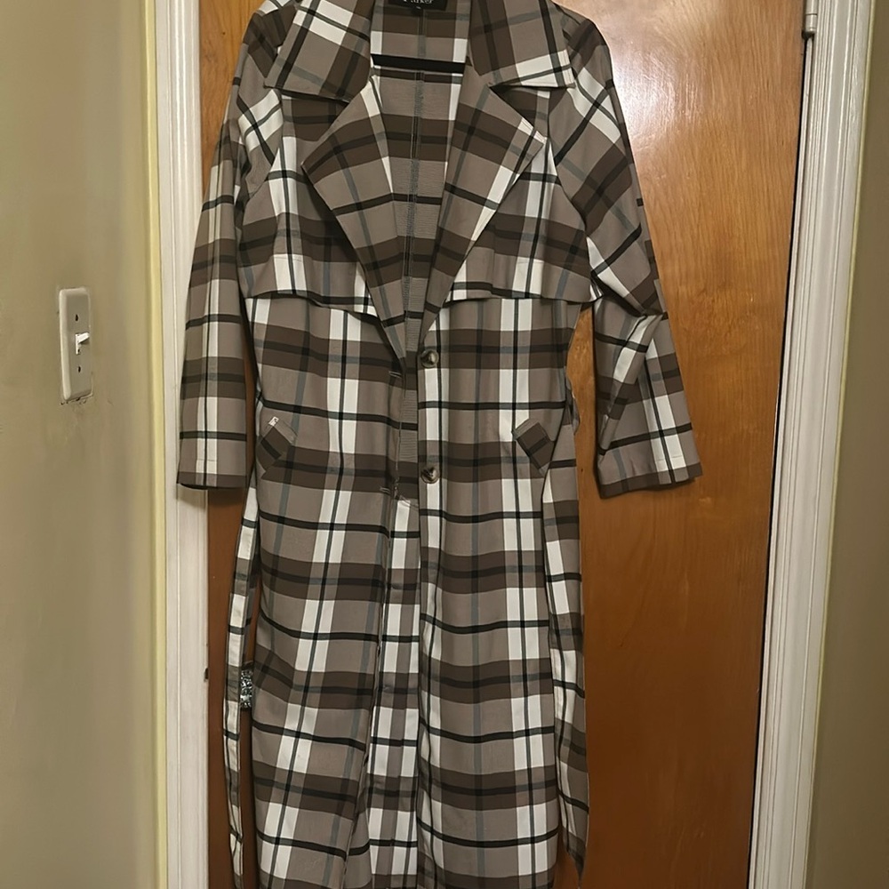 Nina Parker trench 0x